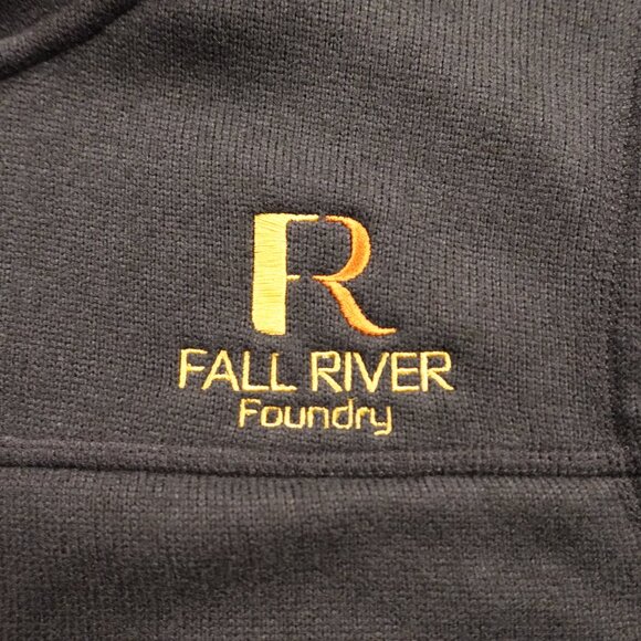 The North Face Black Fleece Vest Men’s XXL – Fall River Foundry Logo - Picture 3 of 9